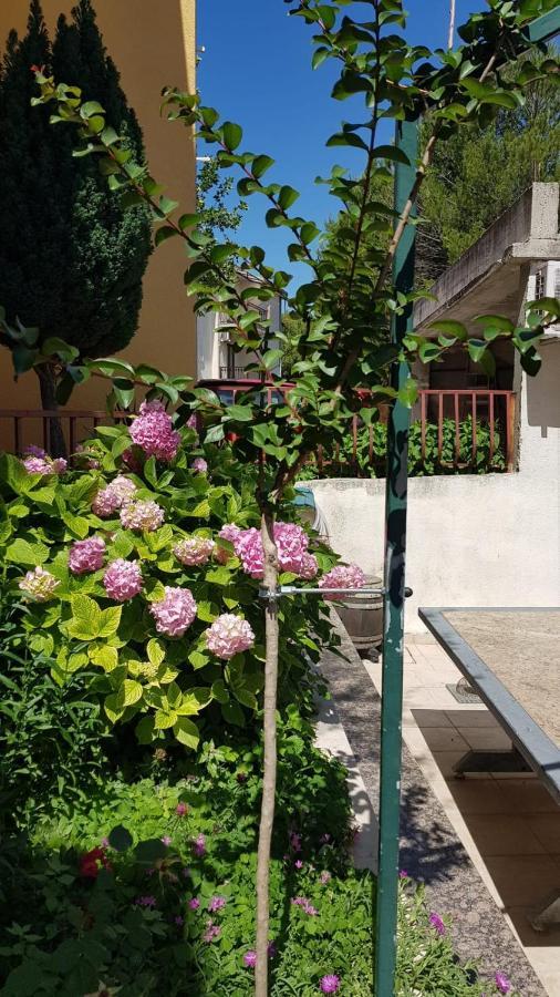 Apartmani Babic Дуги-Рат Экстерьер фото