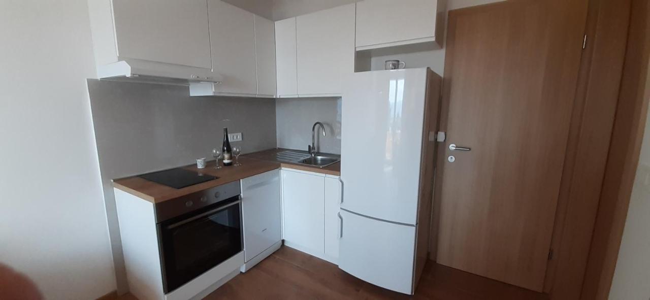 Apartmani Babic Дуги-Рат Экстерьер фото